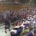 Israele, manifestanti bloccano autostrada: scontri con polizia