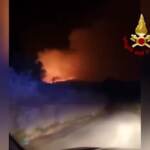 Incendi, notte di lavoro per i vigili del fuoco a Messina