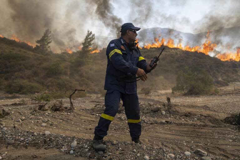 La Grecia devastata dagli incendi