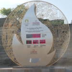 Parigi, installato orologio Olimpiadi: conto alla rovescia