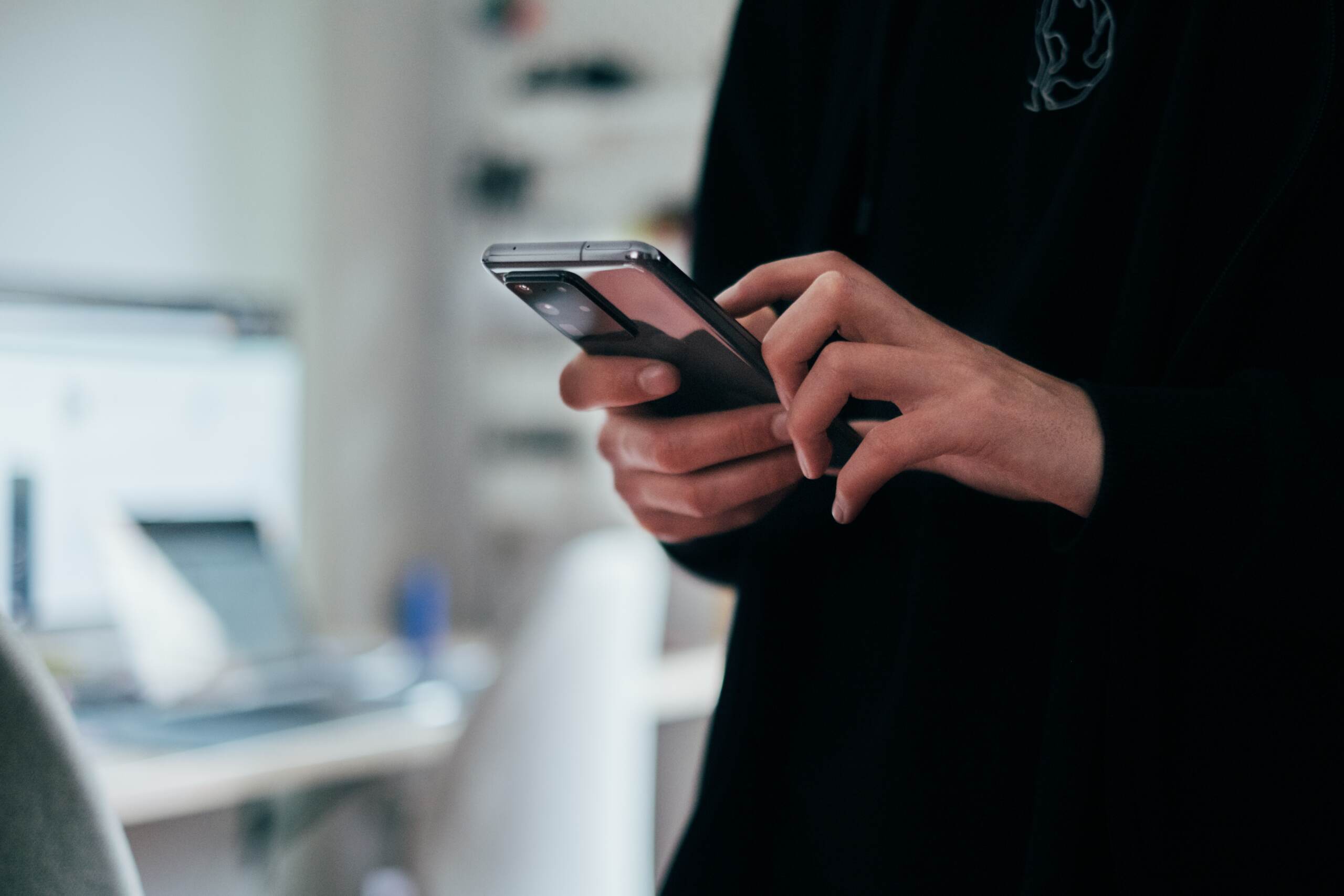 Scuola, Unesco chiede di bandire smartphone