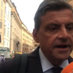 Santanchè, Calenda: “Mozione di sfiducia la rafforza, usciremo dall’Aula”