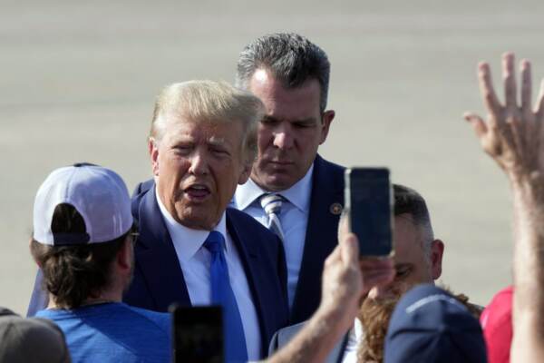 L\'ex presidente Donald Trump in visita a New Orleans