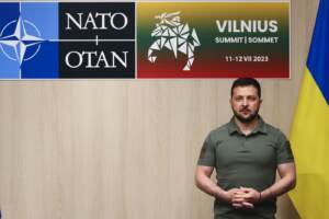Incontro tra Zelensky e Scholz al Summit NATO di Vilnius