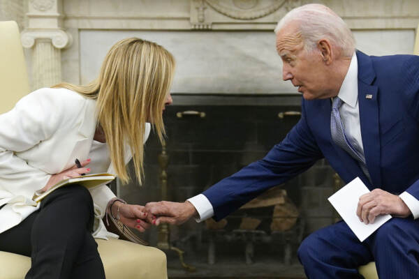 Giorgia Meloni incobtra Joe Biden alla Casa Bianca