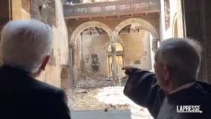 Incendi Palermo, Mattarella visita la chiesa distrutta dalle fiamme