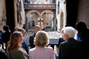 Palermo, Mattarella nella chiesa divorata dalle fiamme