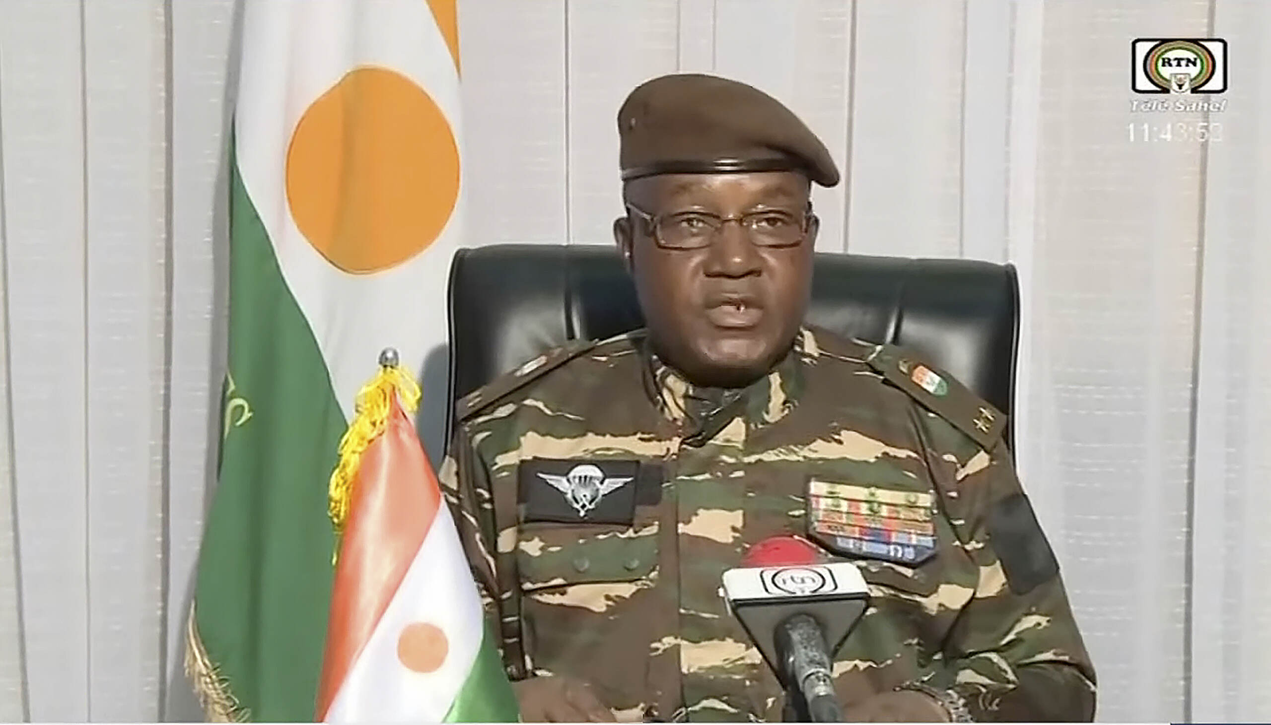 Niger, generale Tchiani va in Tv e si autoproclama leader del Paese