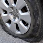 Torino, blitz ambientalista: sgonfiate gomme a 70 suv