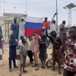 Niger, migliaia di sostenitori in strada a Niamey al grido di “Viva Putin”