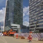 Russia, a Mosca si puliscono detriti dopo raid droni ucraini