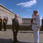 Russia, Putin alla parata della Marina a San Pietroburgo