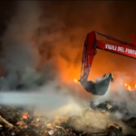 Rogo Ciampino, prosegue il lavoro dei vigili del fuoco