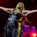 Lizzo, la cantante accusata di molestie sessuali da tre ex ballerine