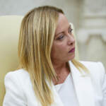 Strage Bologna, Meloni: “Desecretati atti, giungere alla verità”