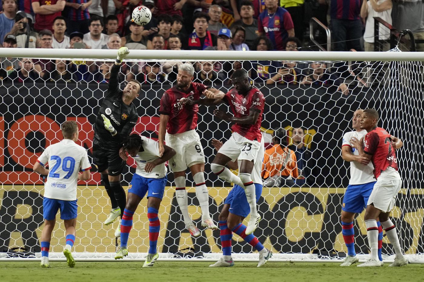 Milan ko a Las Vegas contro il Barcellona