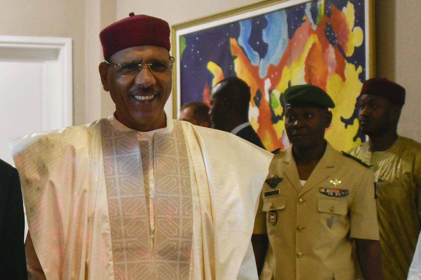 Golpe in Niger, Biden chiede rilascio presidente Bazoum
