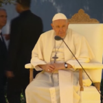 Giornata mondiale gioventù, il Papa arriva a Lisbona per parlare agli studenti