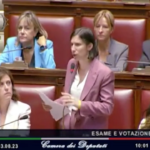 Salario minimo, Schlein: “La povertà non va in vacanza”