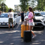 Taxi, verso aumento licenze fino 20%. In dl asset misure contro caro-voli