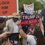 Usa, centinaia di manifestanti protestano contro Trump a Washington