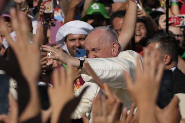 Papa Francesco - Via Crucis alla 37ª Giornata Mondiale della Gioventù a Lisbona