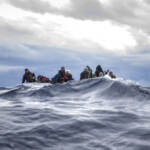 Migranti, naufragio al largo Lampedusa: morti un bambino e una donna