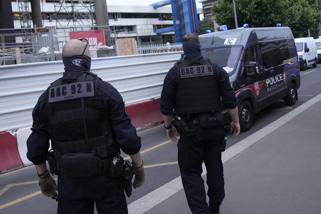 Francia, torturata e rinchiusa in casa dal 2011: arrestato tedesco