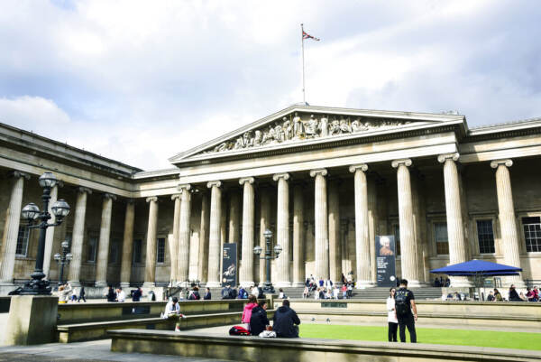 Londra, accoltellamento vicino British Museum: arrestato un uomo