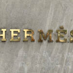 Milano, furto da Hermès: rubate borse per 90mila euro
