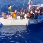 Migranti, soccorse decine di persone su barca alla deriva in Grecia