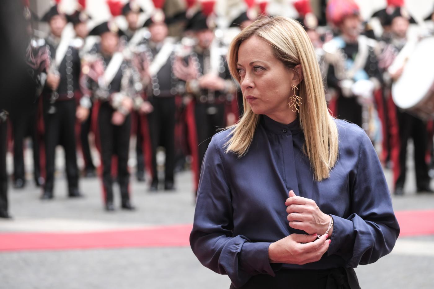 Governo, Meloni: “Su extraprofitti deciso io. Autunno caldo? L’Italia cresce”