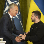 Ucraina, Stoltenberg: “Posizione Nato invariata”