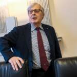 Caso Vannacci, Sgarbi: “Legittimo esprimersi senza patire sanzioni”