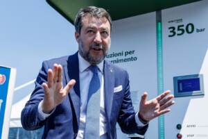 Matteo Salvini alla presentazione del progetto “Prima stazione di rifornimento a idrogeno a Roma”
