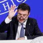 Libro Vannacci, Salvini: “Lo comprerò, diritto di esprimere sue opinioni”