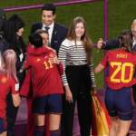 Caso Rubiales, le scuse social: “Starò più attento ma lo vedevamo come naturale”