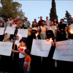Siria, candele e murales a 10 anni dall’attacco chimico di Ghouta
