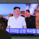 Nord Corea, Kim Jong-Un assiste a test missilistico
