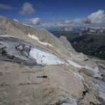 Clima, +18 gradi sulla Marmolada: allerta per escursionisti