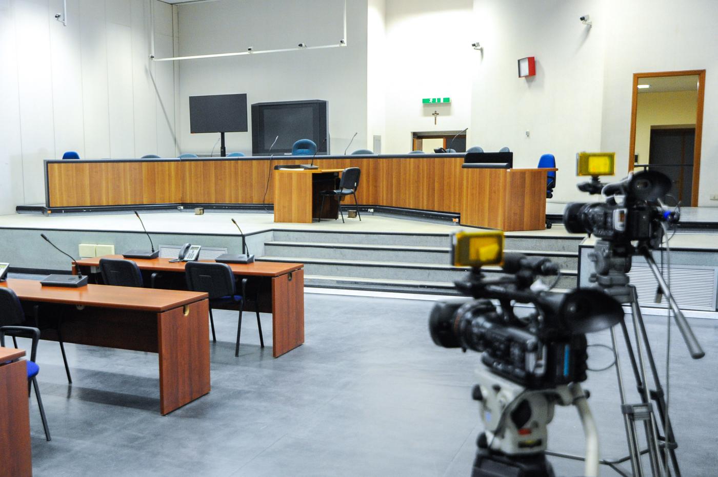 Stupro Palermo, interrogatori 3 arrestati: uno in lacrime davanti al gip