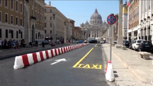 Roma, parte la pedonalizzazione di Piazza Pia per il Giubileo