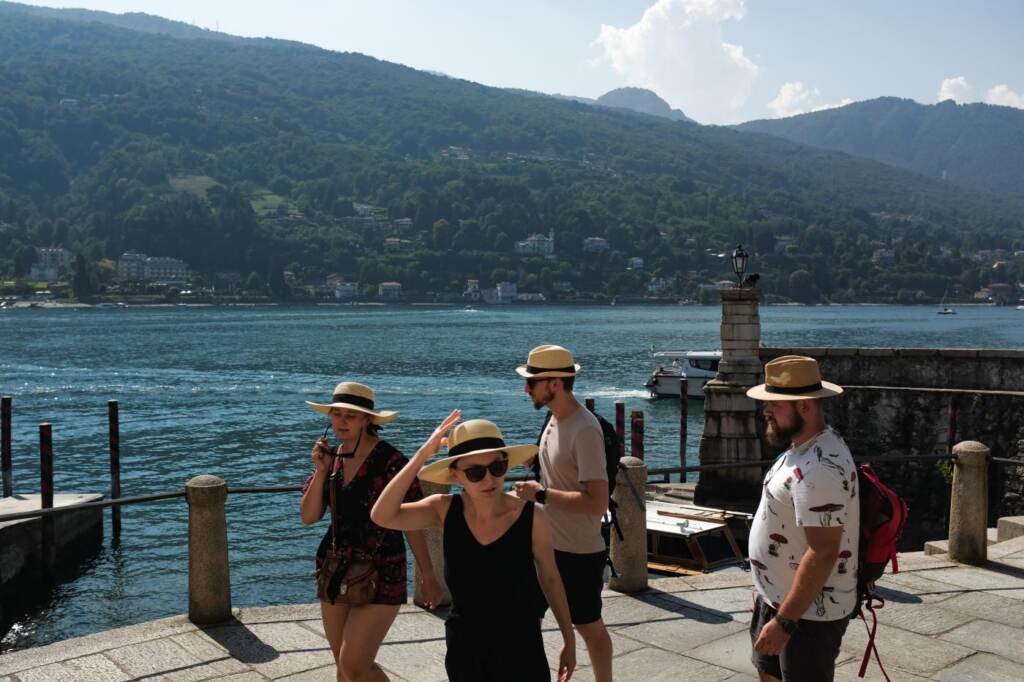 Galleria foto 'Lago Maggiore bassissimo tra siccità e problemi di regolazione dei livelli: le immagini' - foto 11