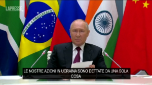 Ucraina, Putin: “Russia intervenuta per fermare sterminio in Donbass”