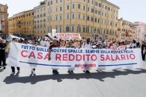 Manifestazione per il reddito di cittadinanza