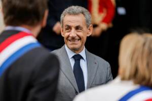 Francia, sospetti finanziamenti libici: Sarkozy a processo