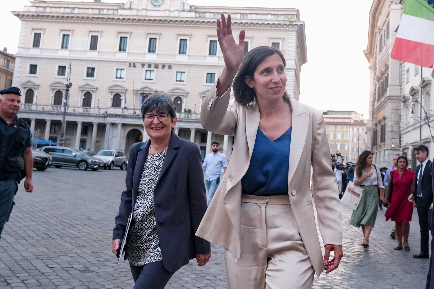 Violenza donne, appello Schlein a Meloni: “Lavoriamo insieme per prevenzione”