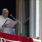 Ucraina, il Papa: “Sempre vicini al popolo che soffre per la guerra”