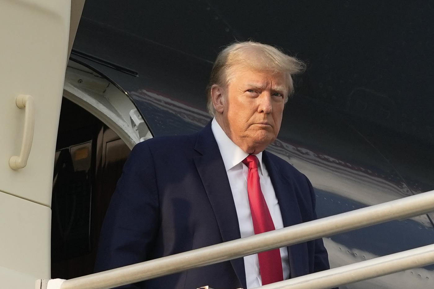 Donald Trump si dichiara non colpevole per vicenda elezioni Georgia