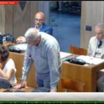 Terni, sindaco Bandecchi minaccia esponente FdI: “Le volano via tutti i denti dalla bocca”